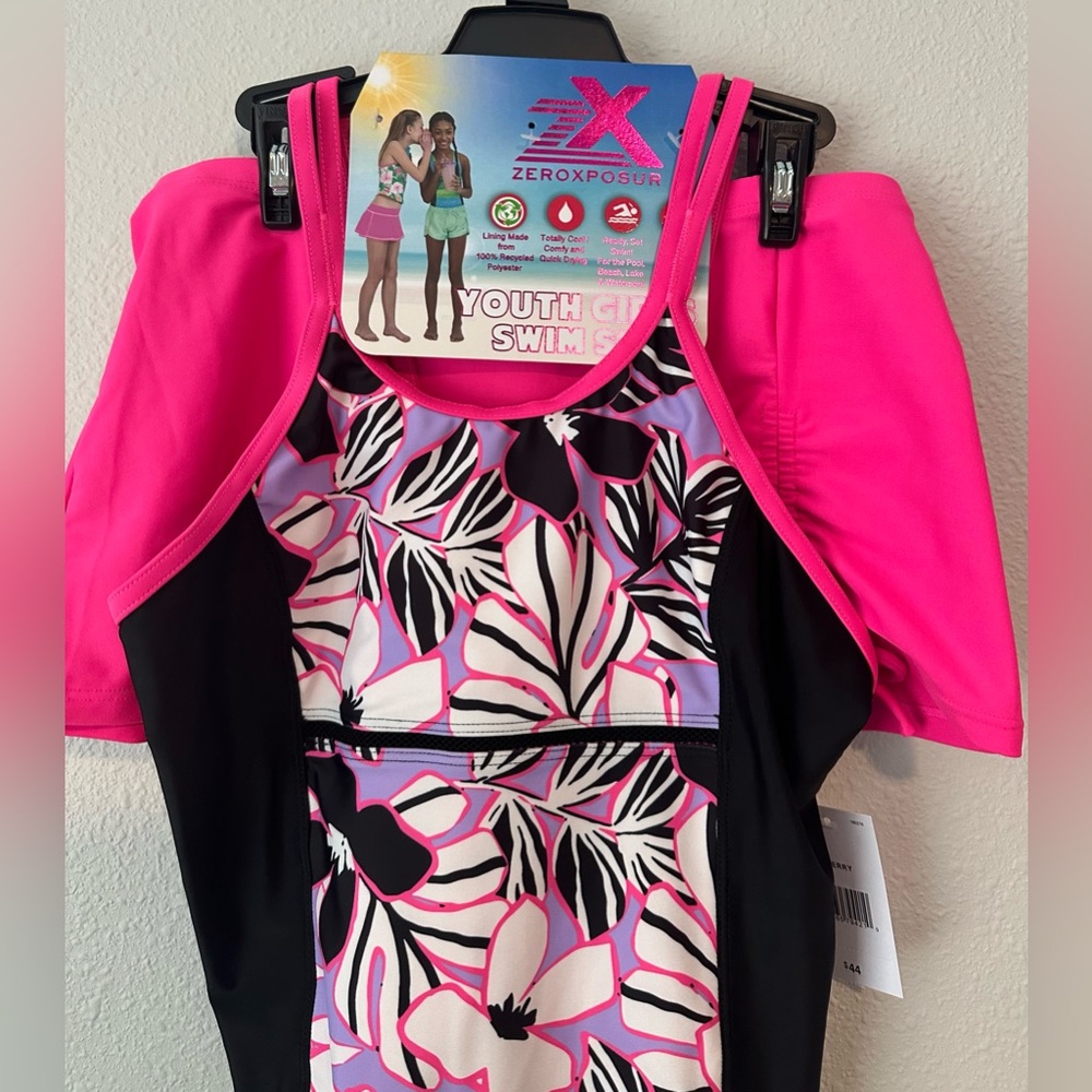 Zeroxposur Girls Black/Pink 1 Piece Swimsuit/Cover Up Skirt Set NWT Size L 14 - Picture 2 of 9